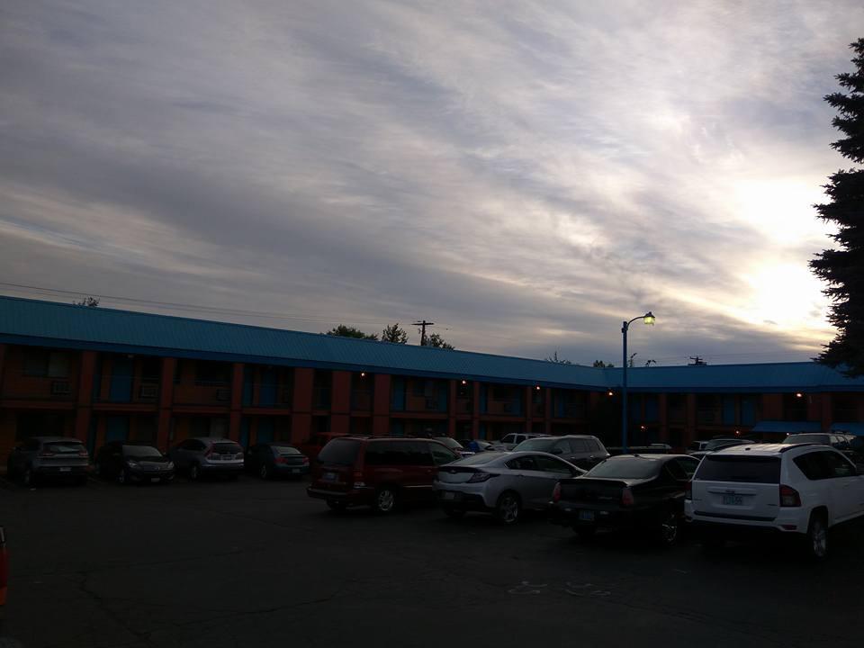 Motel West Bend Εξωτερικό φωτογραφία