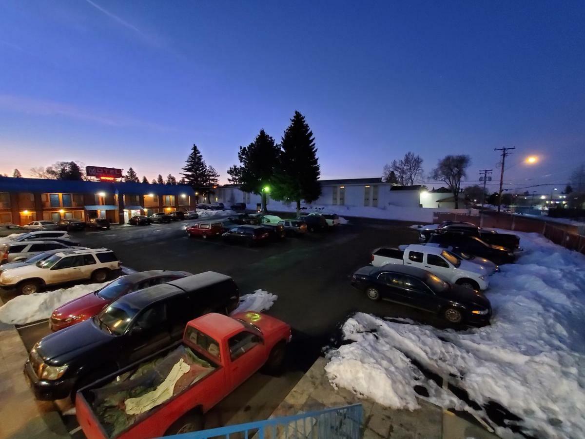 Motel West Bend Εξωτερικό φωτογραφία
