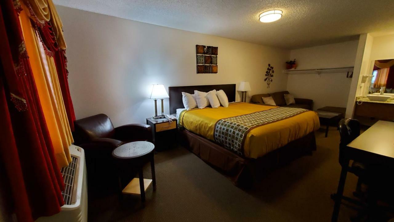 Motel West Bend Εξωτερικό φωτογραφία