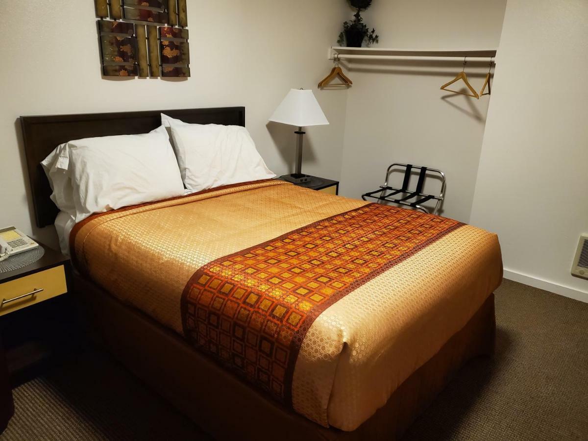 Motel West Bend Εξωτερικό φωτογραφία