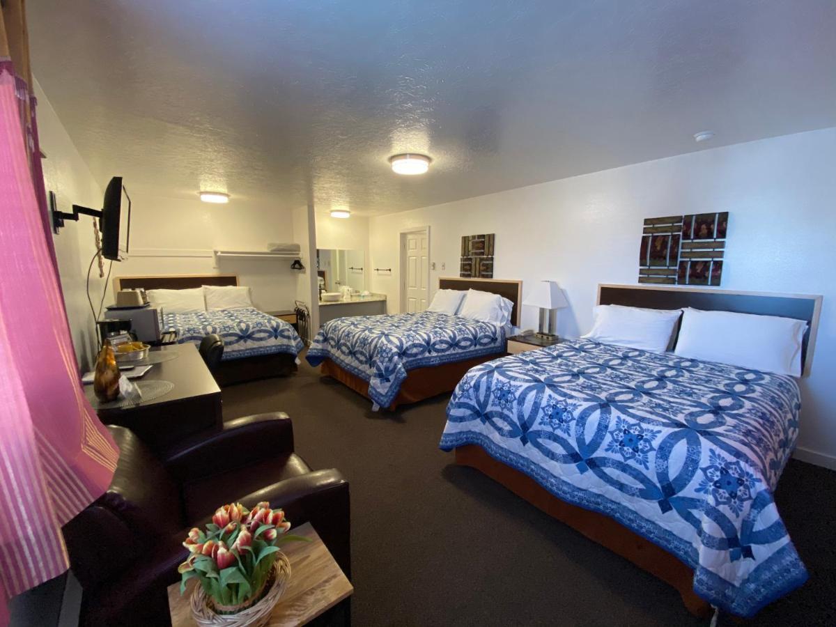 Motel West Bend Εξωτερικό φωτογραφία
