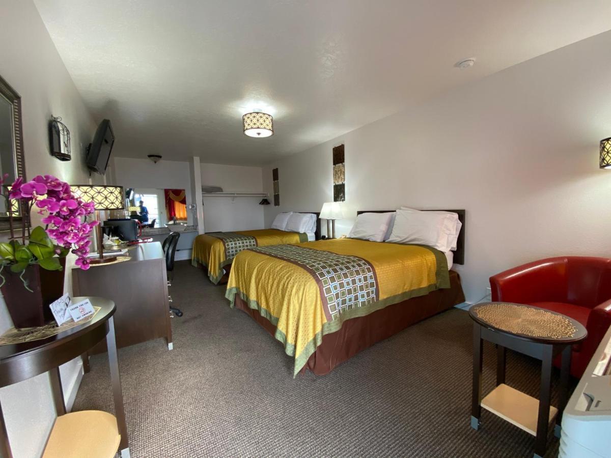 Motel West Bend Εξωτερικό φωτογραφία